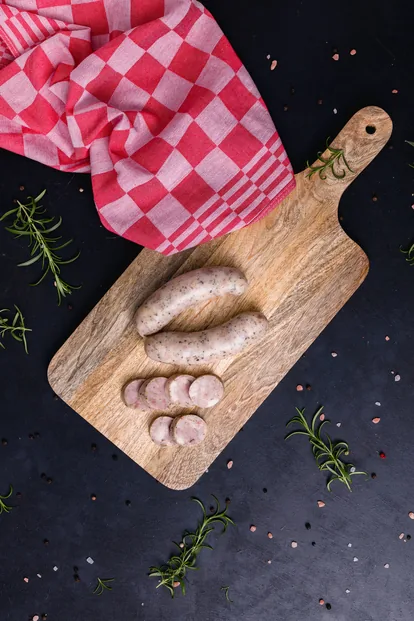 Kiełbasa Biała Parzona – Ubojnia Drobiu Piórkowscy